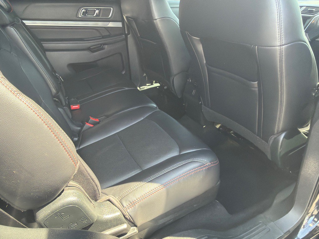 2019 Ford Explorer Image 10