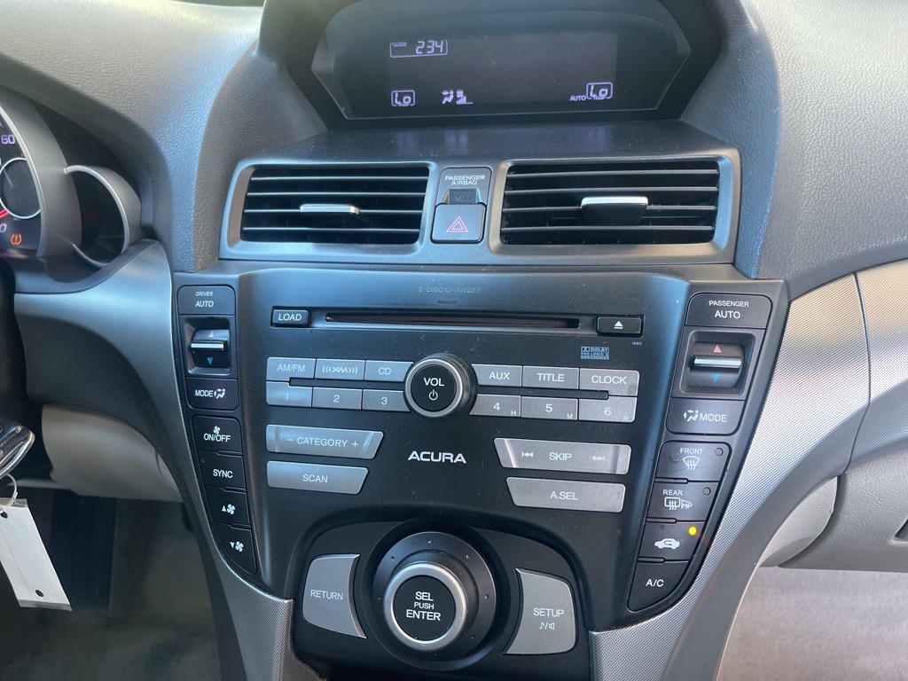2011 Acura TL Image 18