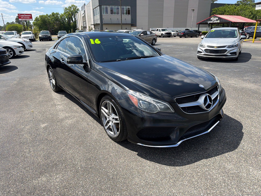2016 Mercedes-Benz E-Class Image 2