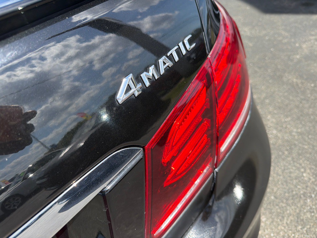 2016 Mercedes-Benz E-Class Image 5