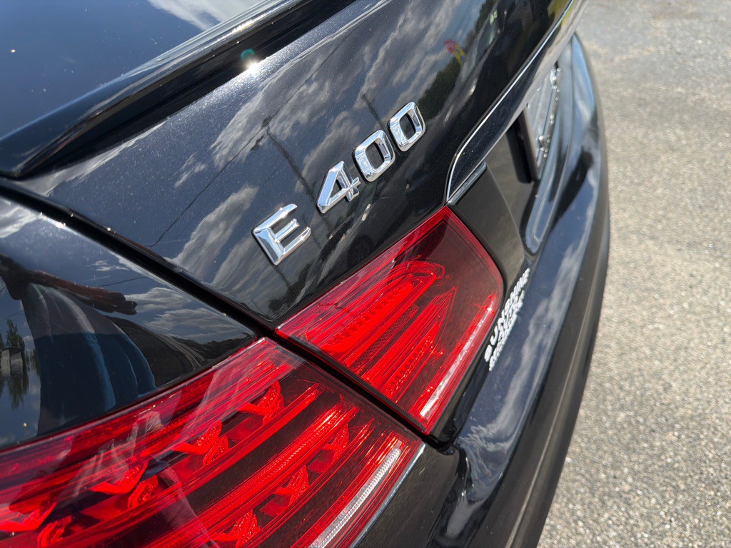 2016 Mercedes-Benz E-Class Image 6