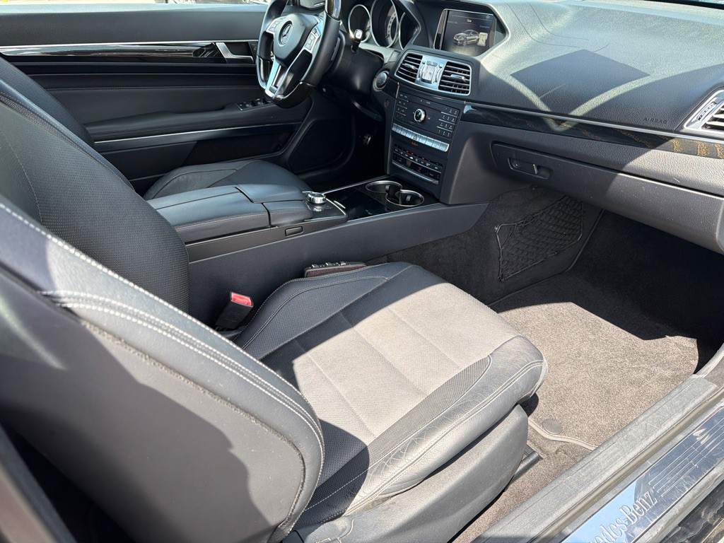 2016 Mercedes-Benz E-Class Image 8