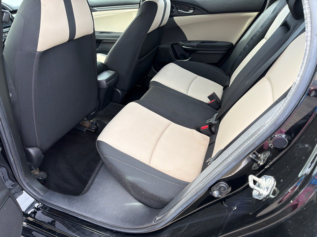 2017 Honda Civic Image 6