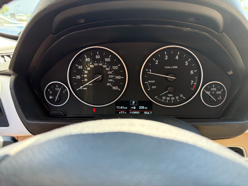 2015 BMW 3 Series Image 11