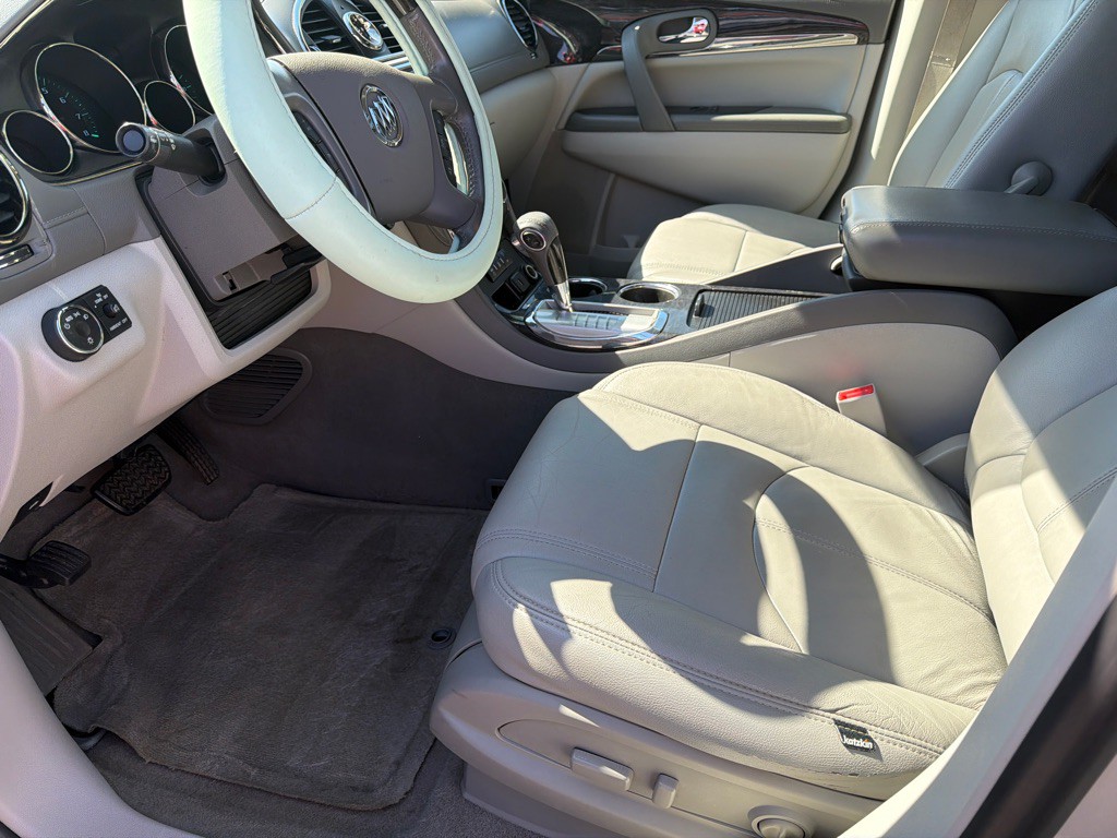 2016 Buick Enclave Image 6