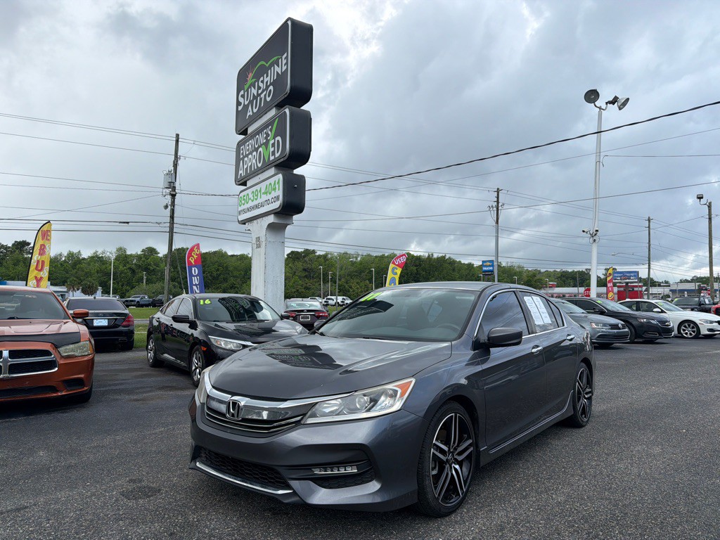 2017 Honda Accord Image 1