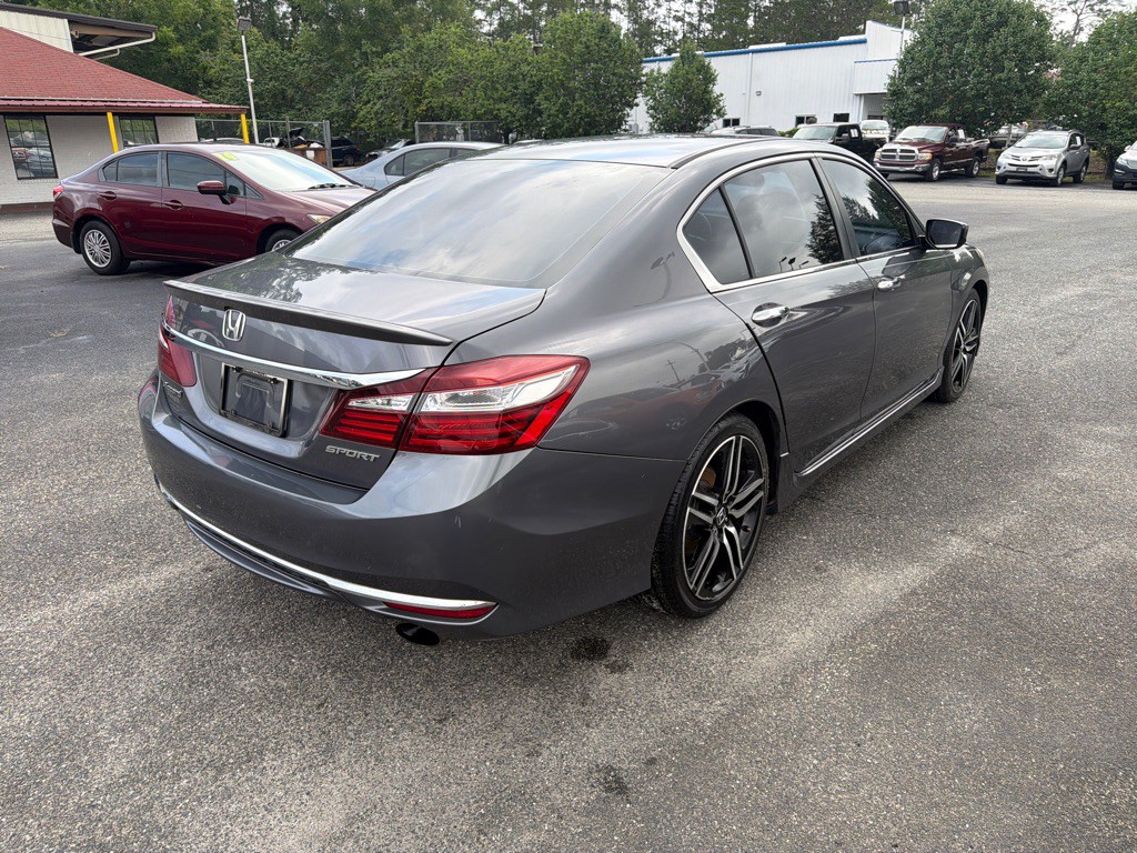 2017 Honda Accord Image 3