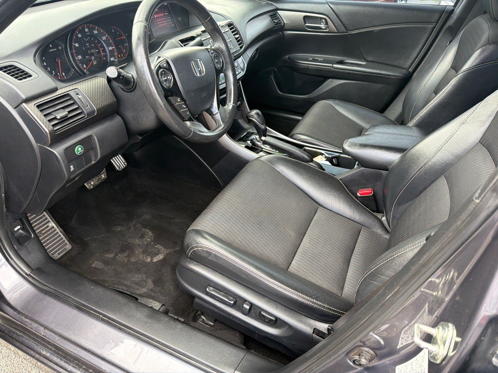 2017 Honda Accord Image 6