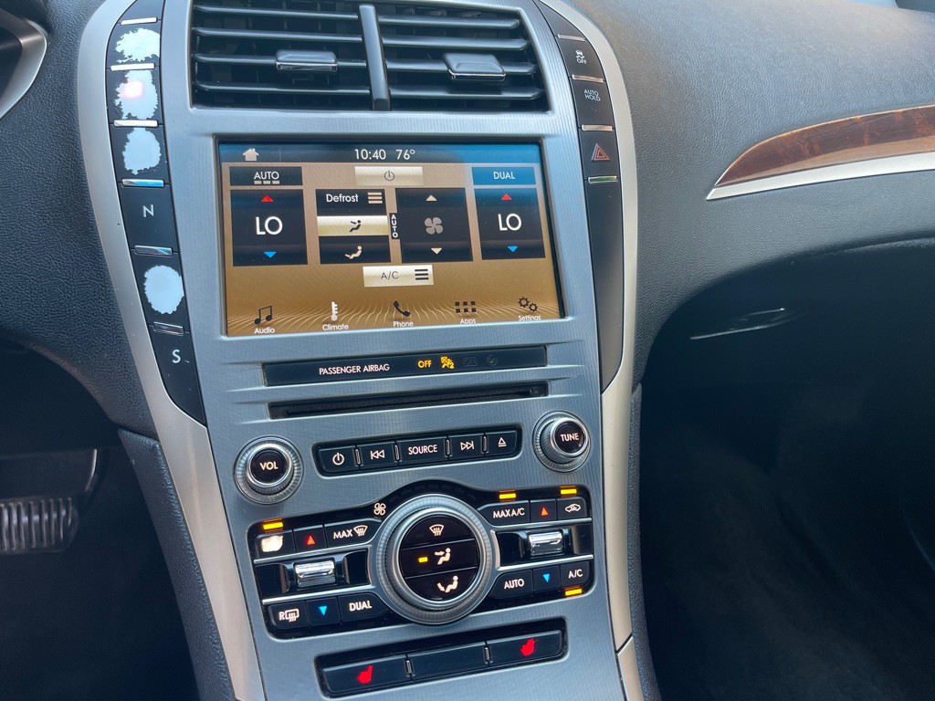 2017 Lincoln MKZ Image 14