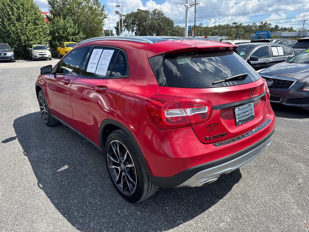 2015 Mercedes-Benz GLA-Class Image 4