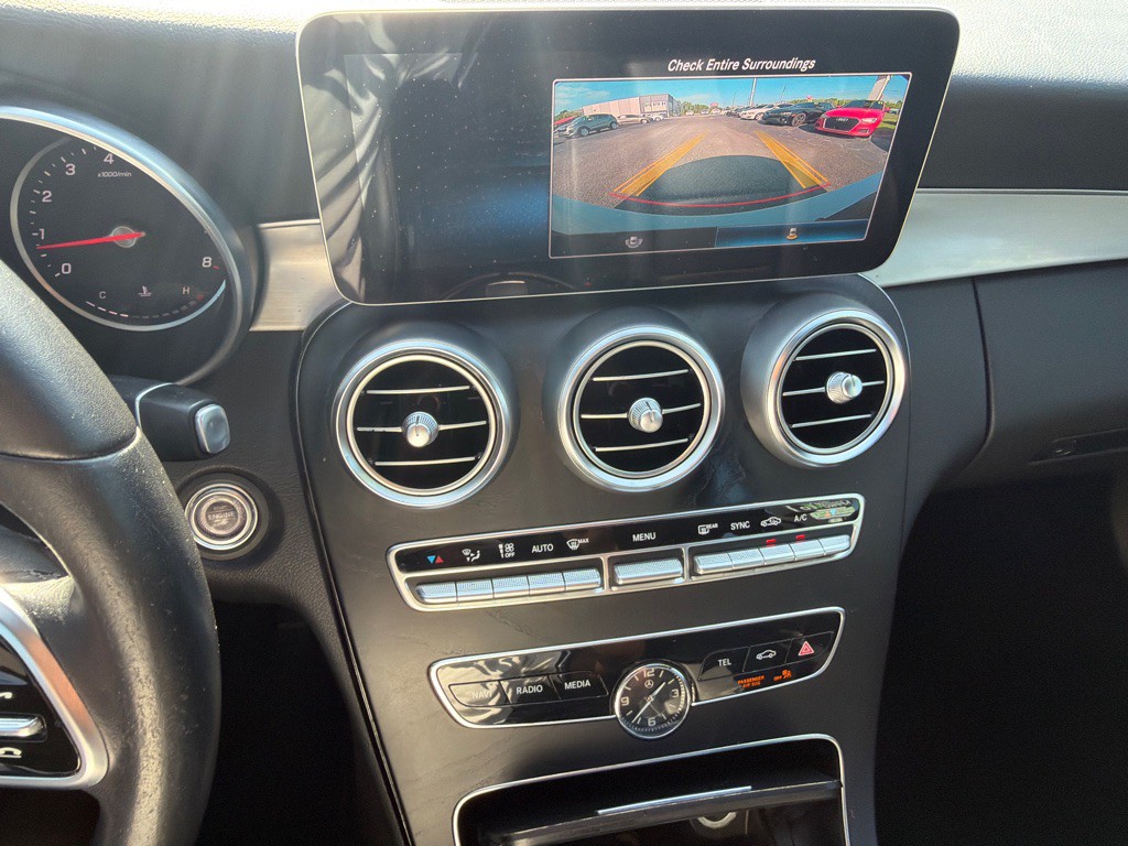 2019 Mercedes-Benz C-Class Image 16