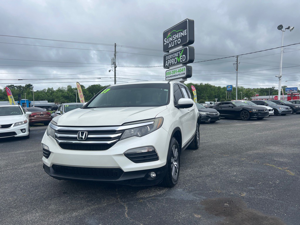 2017 Honda Pilot Image 1