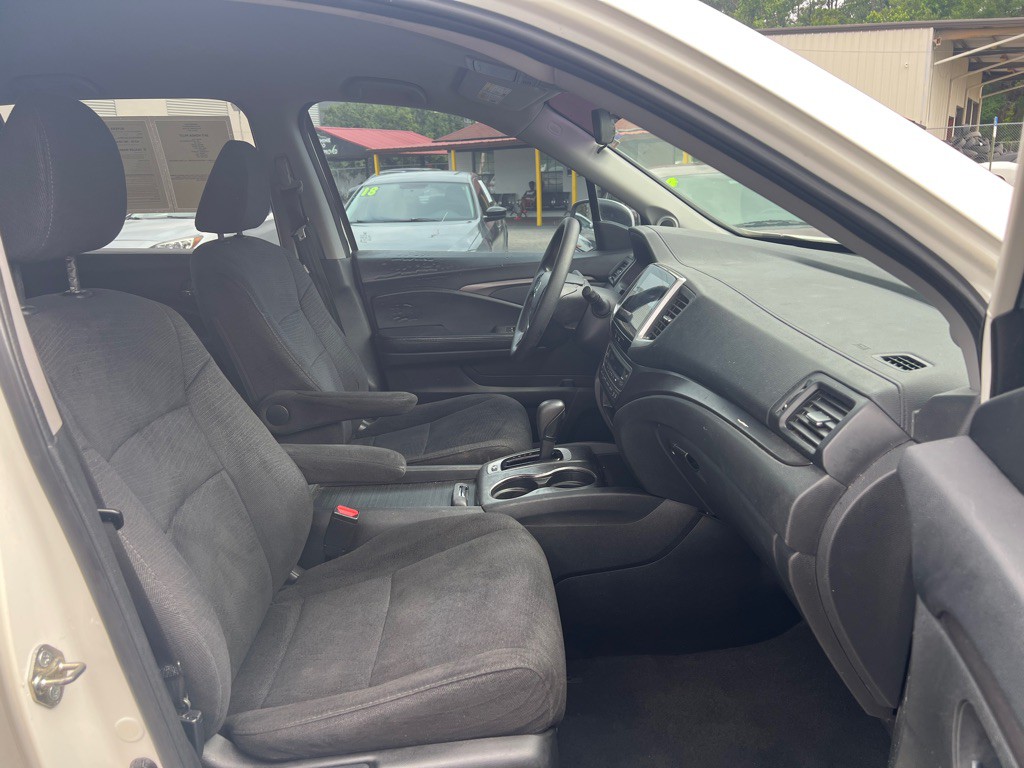 2017 Honda Pilot Image 5