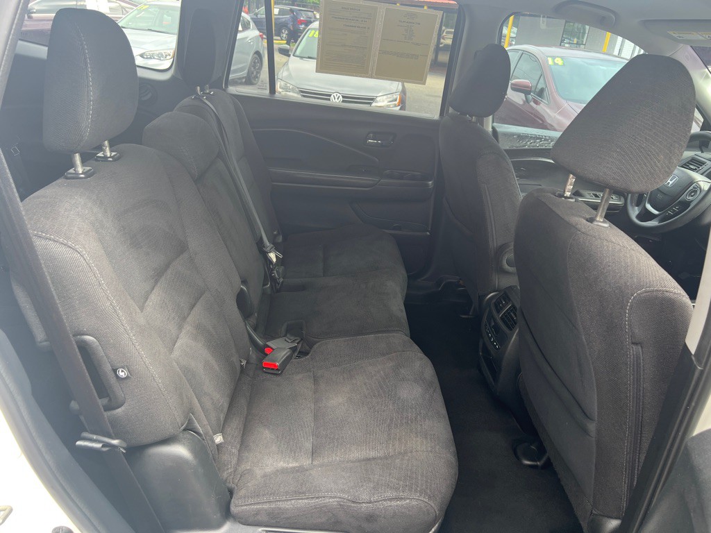 2017 Honda Pilot Image 6