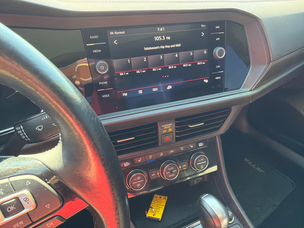 2019 Volkswagen Jetta Image 12