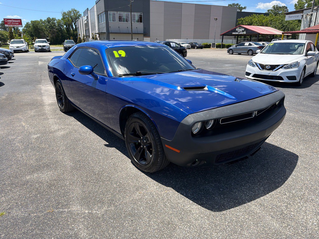 2019 Dodge Challenger Image 2