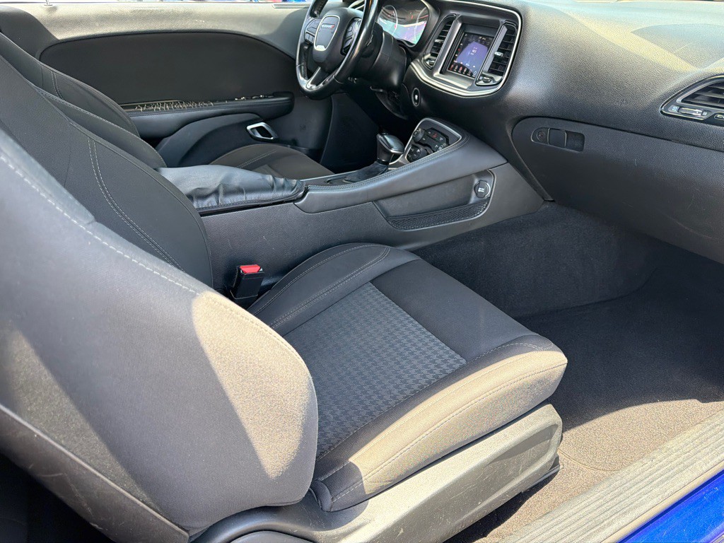 2019 Dodge Challenger Image 6