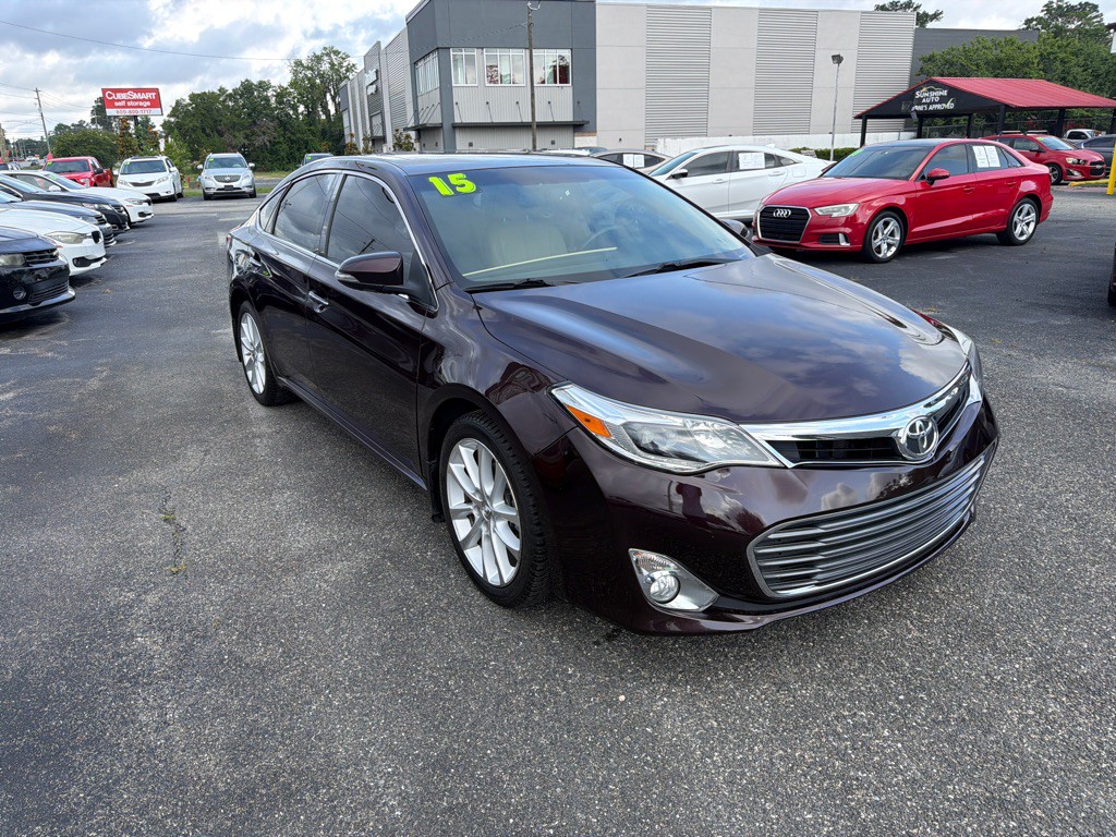 2015 Toyota Avalon Image 2