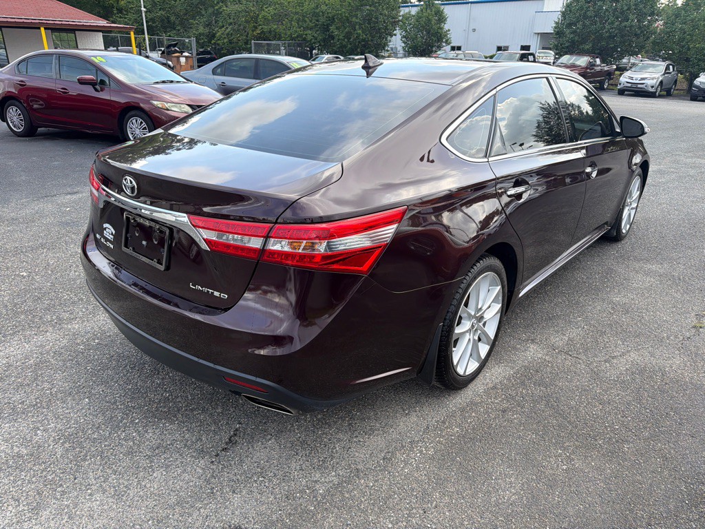 2015 Toyota Avalon Image 3
