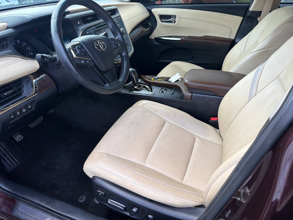 2015 Toyota Avalon Image 6