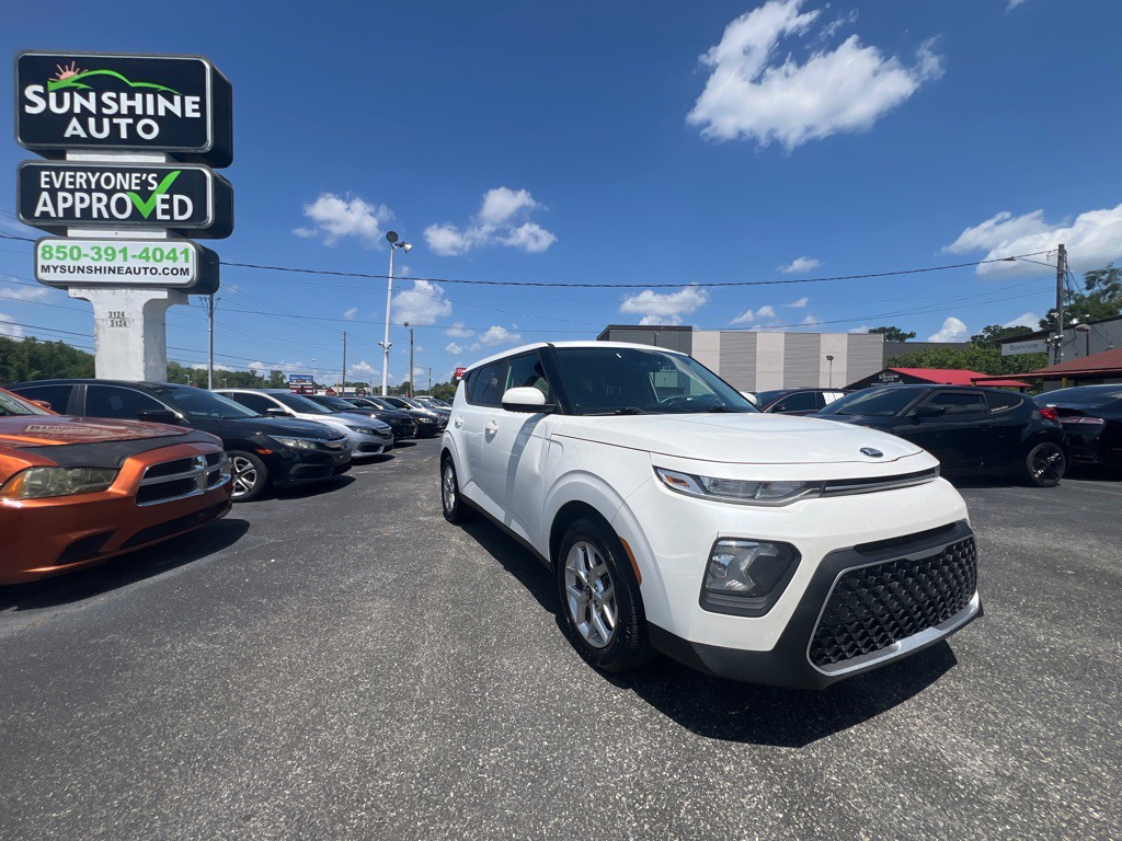 2020 Kia Soul Image 2