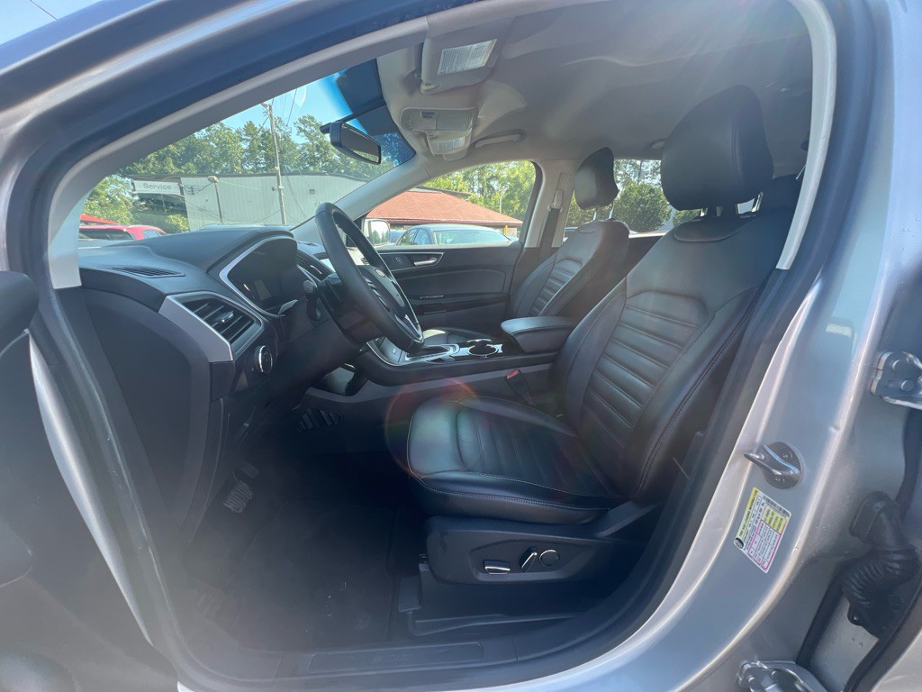 2017 Ford Edge Image 7