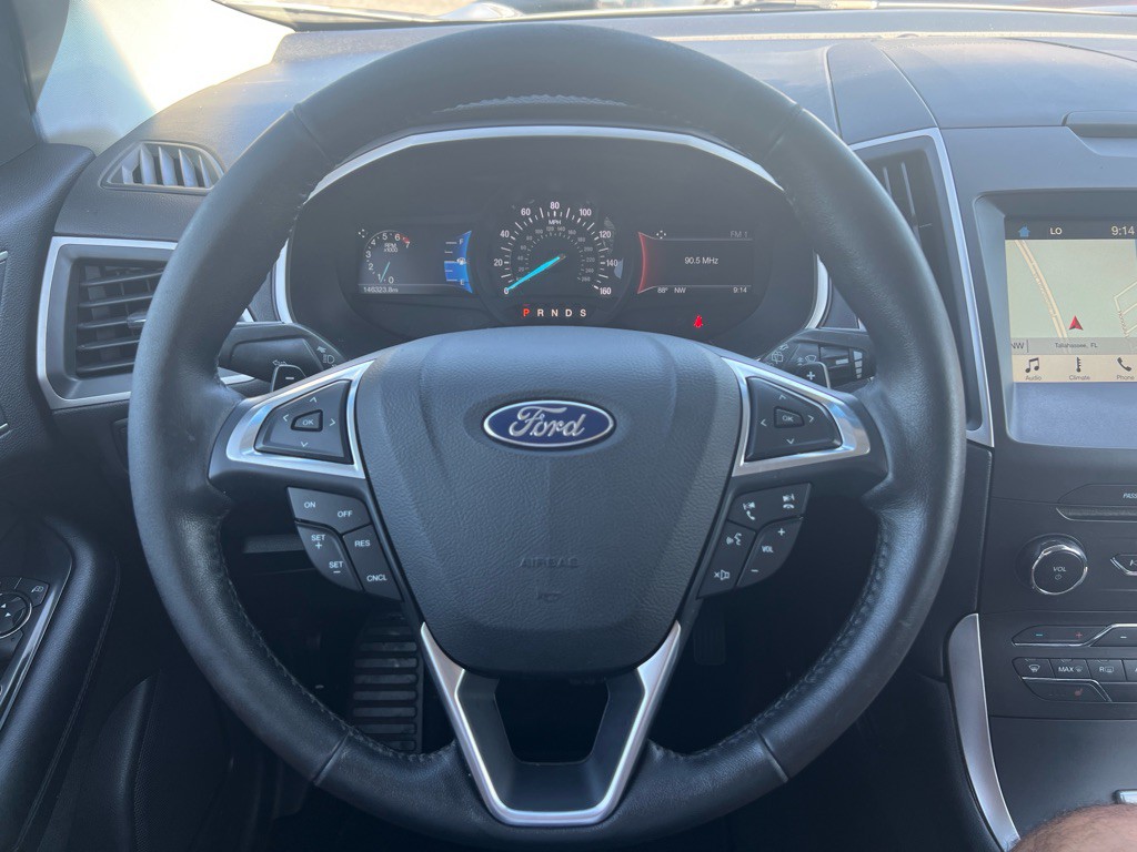 2017 Ford Edge Image 12