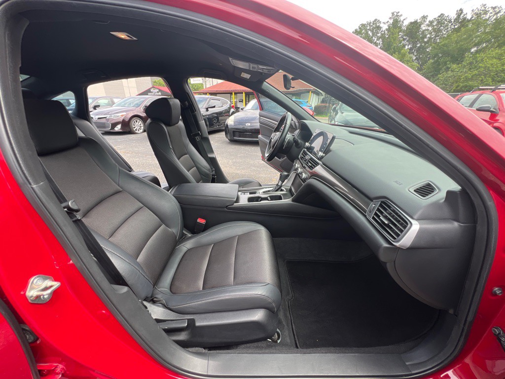 2020 Honda Accord Image 11