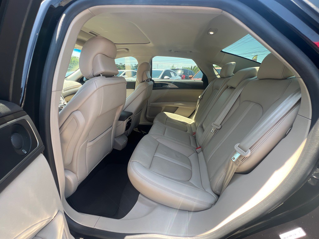 2019 Lincoln MKZ Image 11