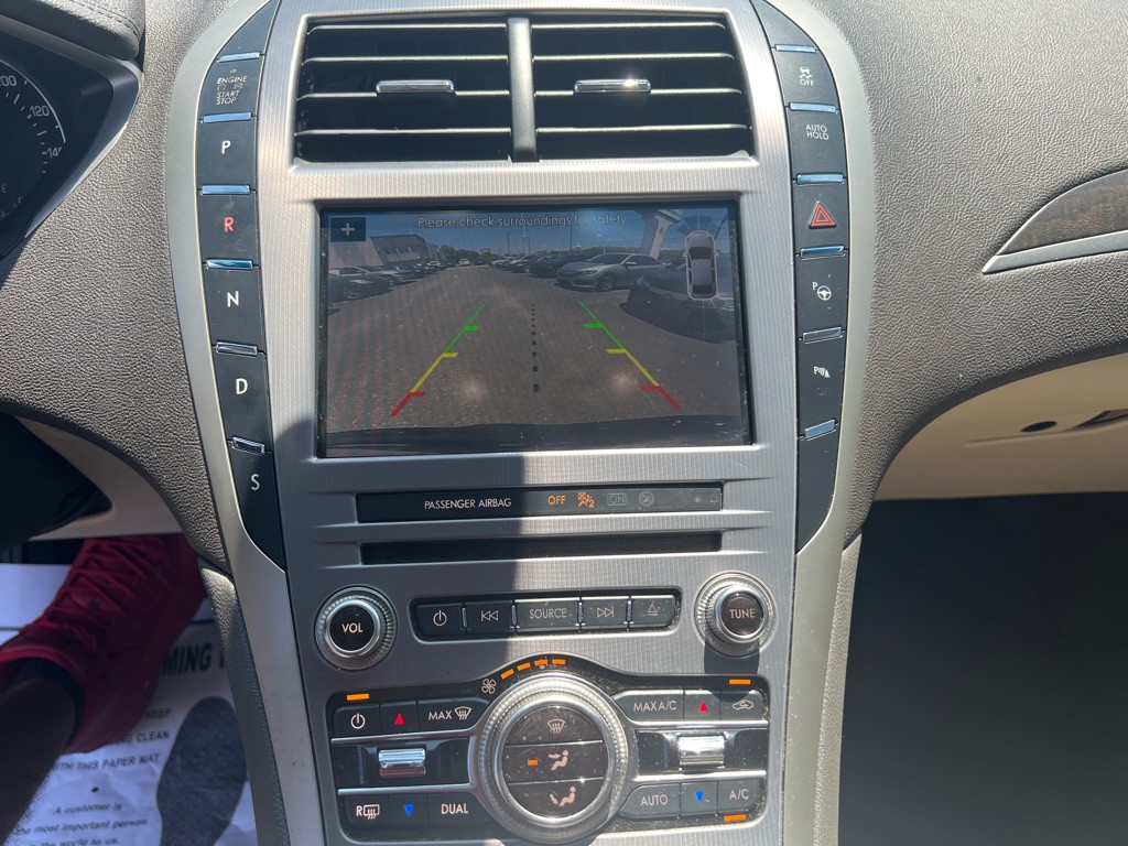 2019 Lincoln MKZ Image 17