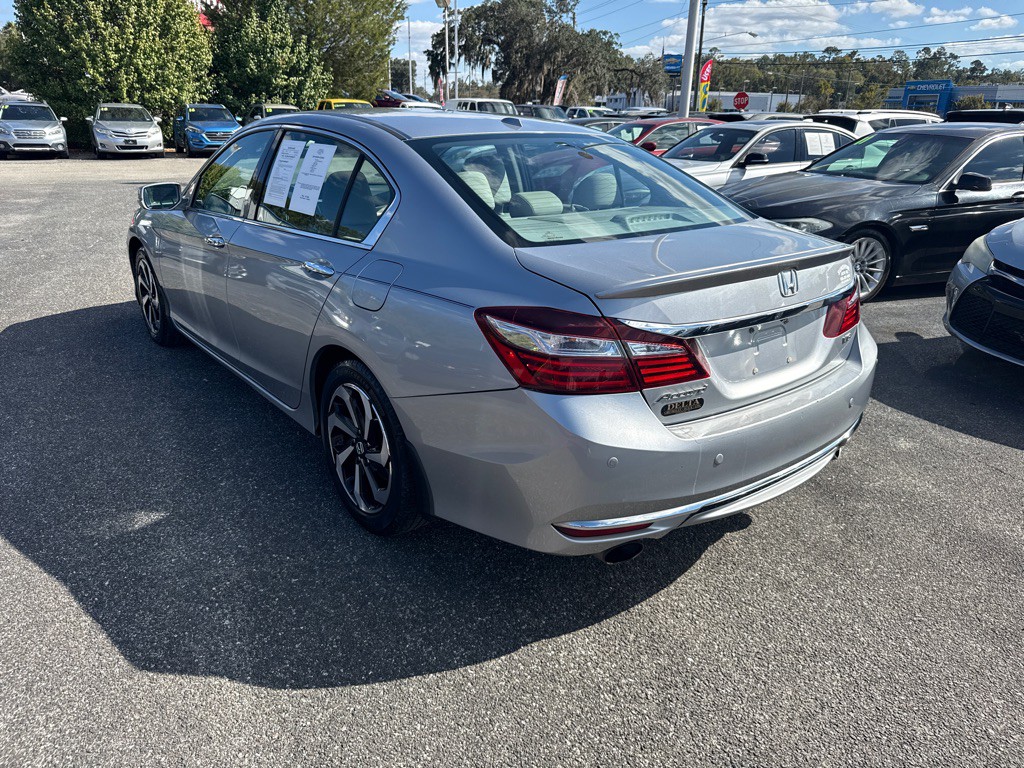 2016 Honda Accord Image 4