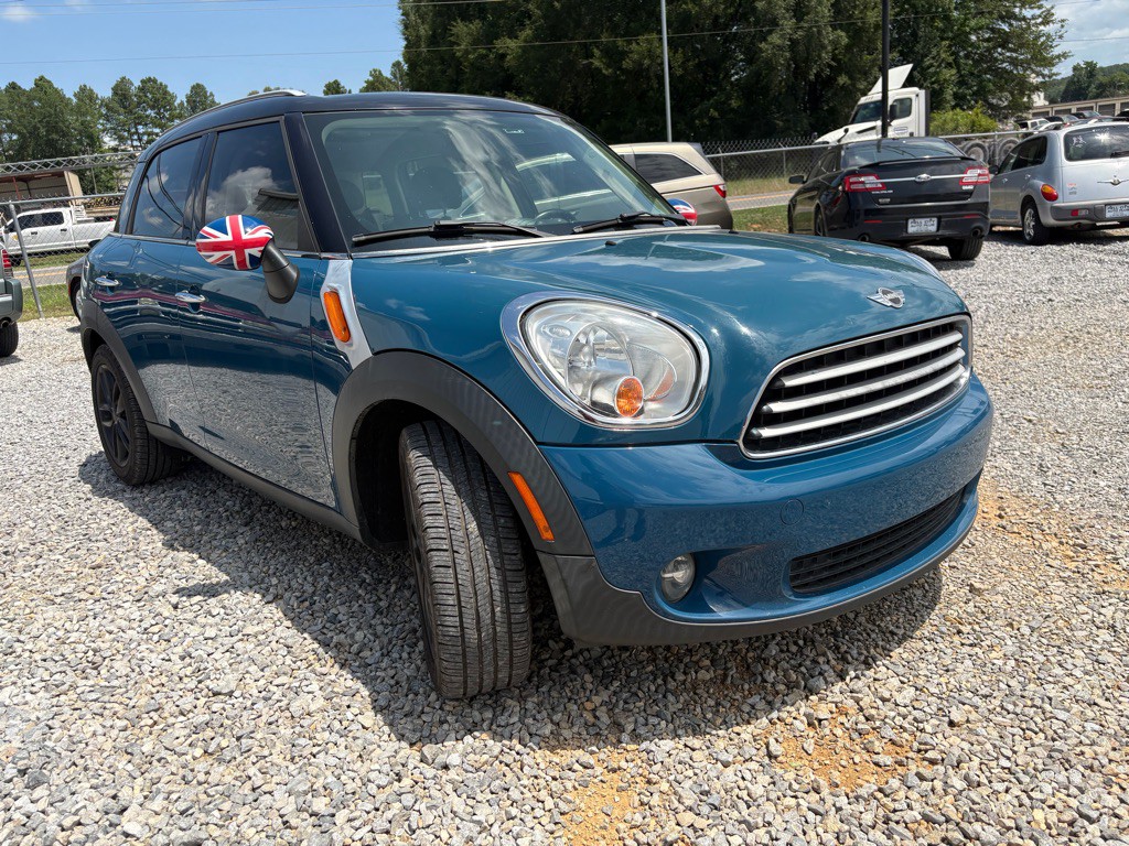 2012 MINI Countryman Image 2