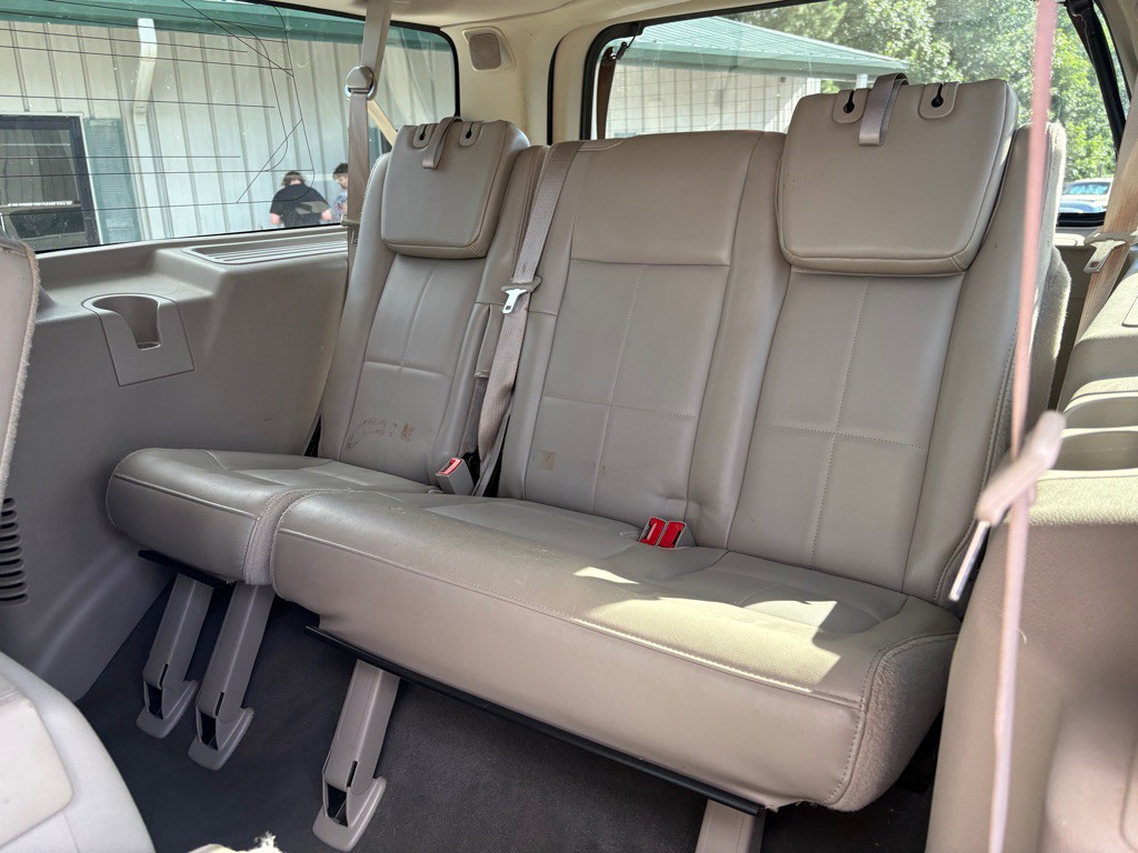2008 Lincoln Navigator Image 5