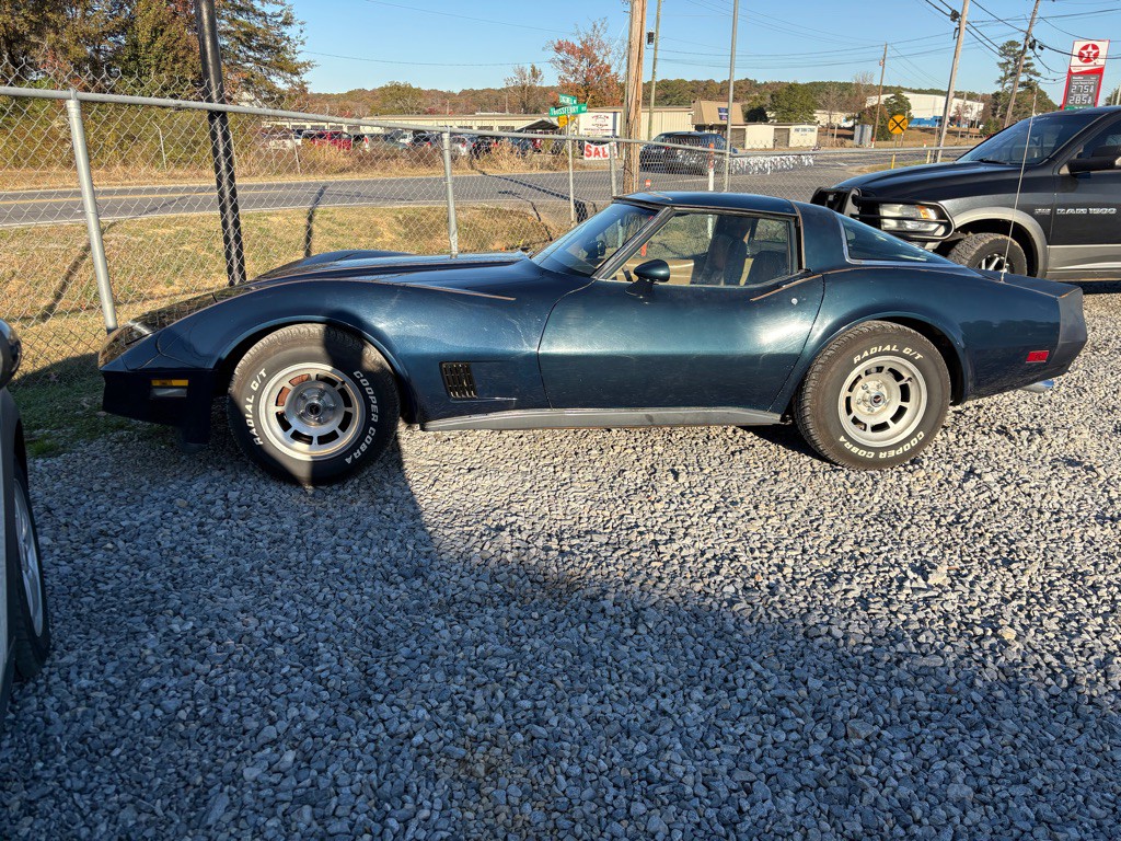 1981 Chevrolet Corvette Image 3