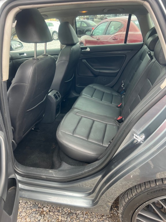2012 Volkswagen Jetta Image 7