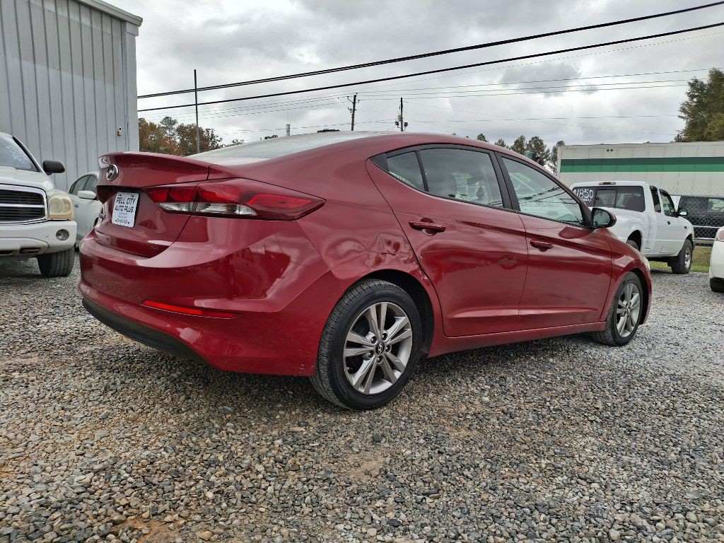 2017 Hyundai Elantra Image 2