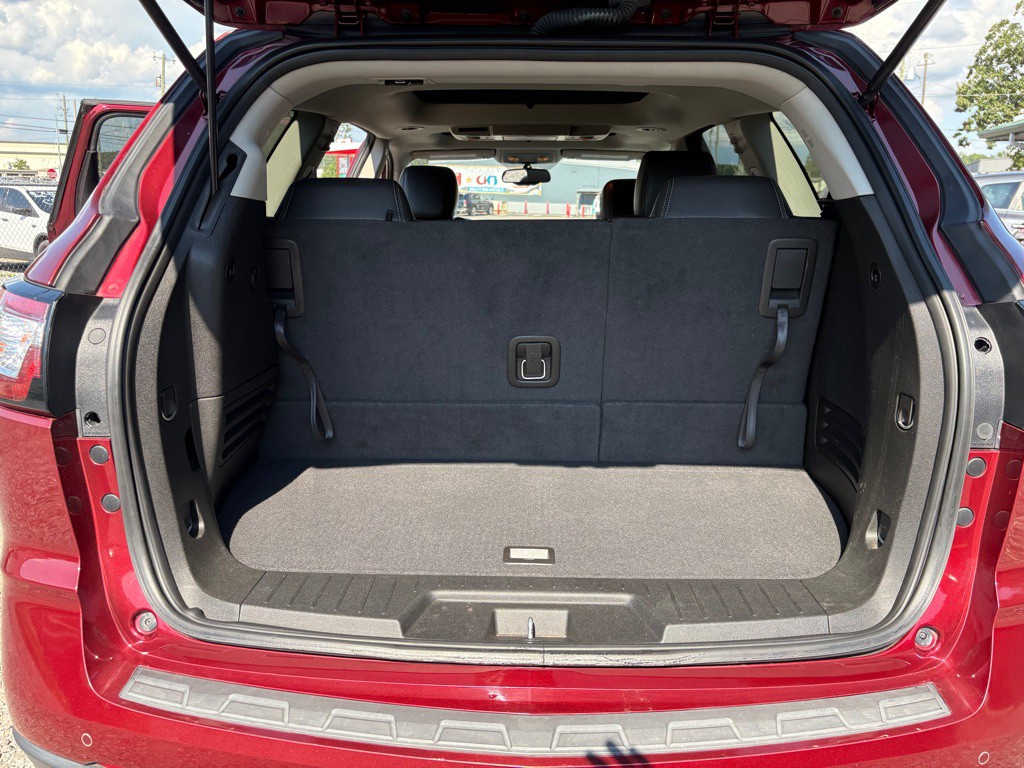 2017 Chevrolet Traverse Image 6