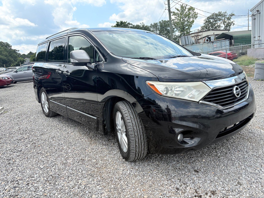 2011 Nissan Quest Image 2