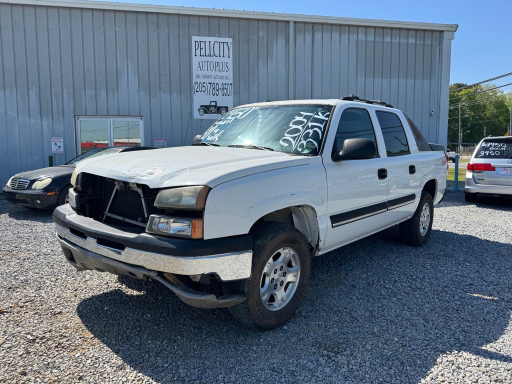 2004 Chevrolet Avalanche Image 1