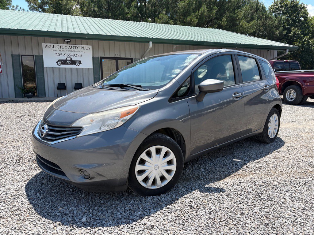 2016 Nissan Versa Image 1