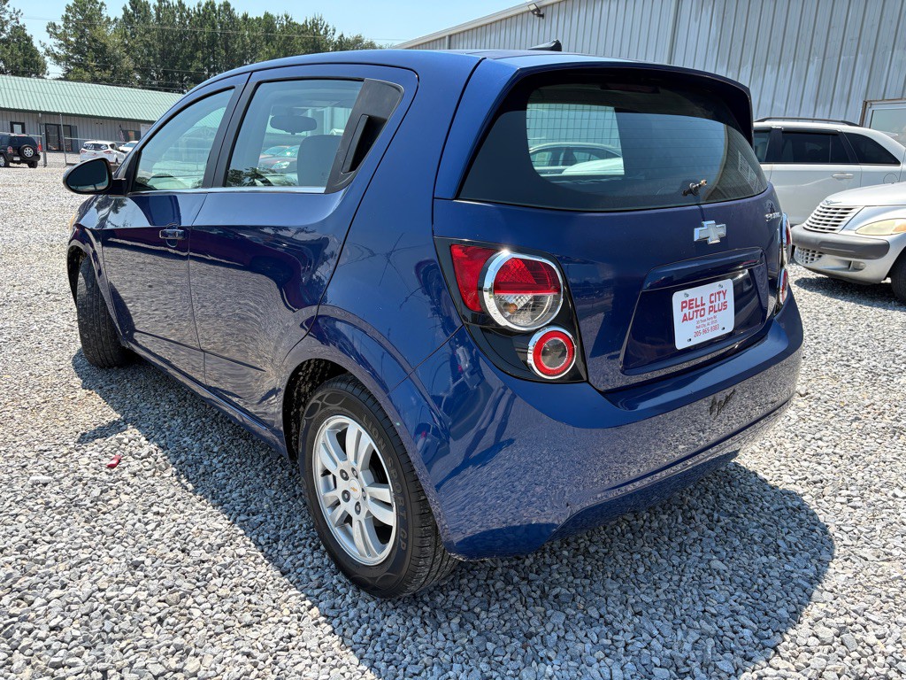 2012 Chevrolet Sonic Image 4