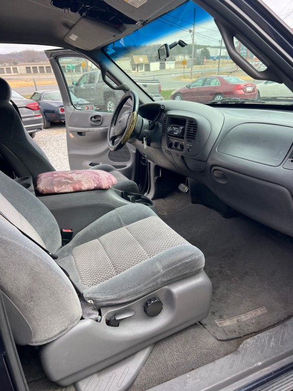 2001 Ford F-150 Image 6
