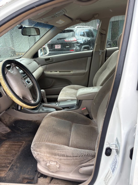 2002 Toyota Camry Image 6