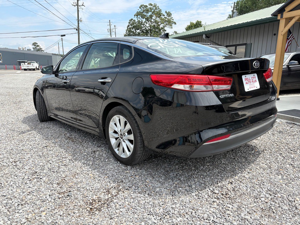 2018 Kia Optima Image 4