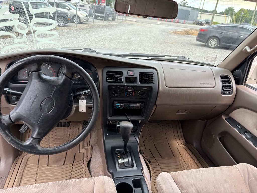 2001 Toyota 4Runner Image 6