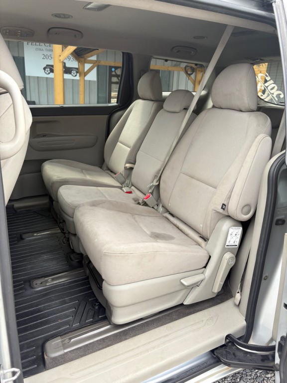 2015 Kia Sedona Image 10