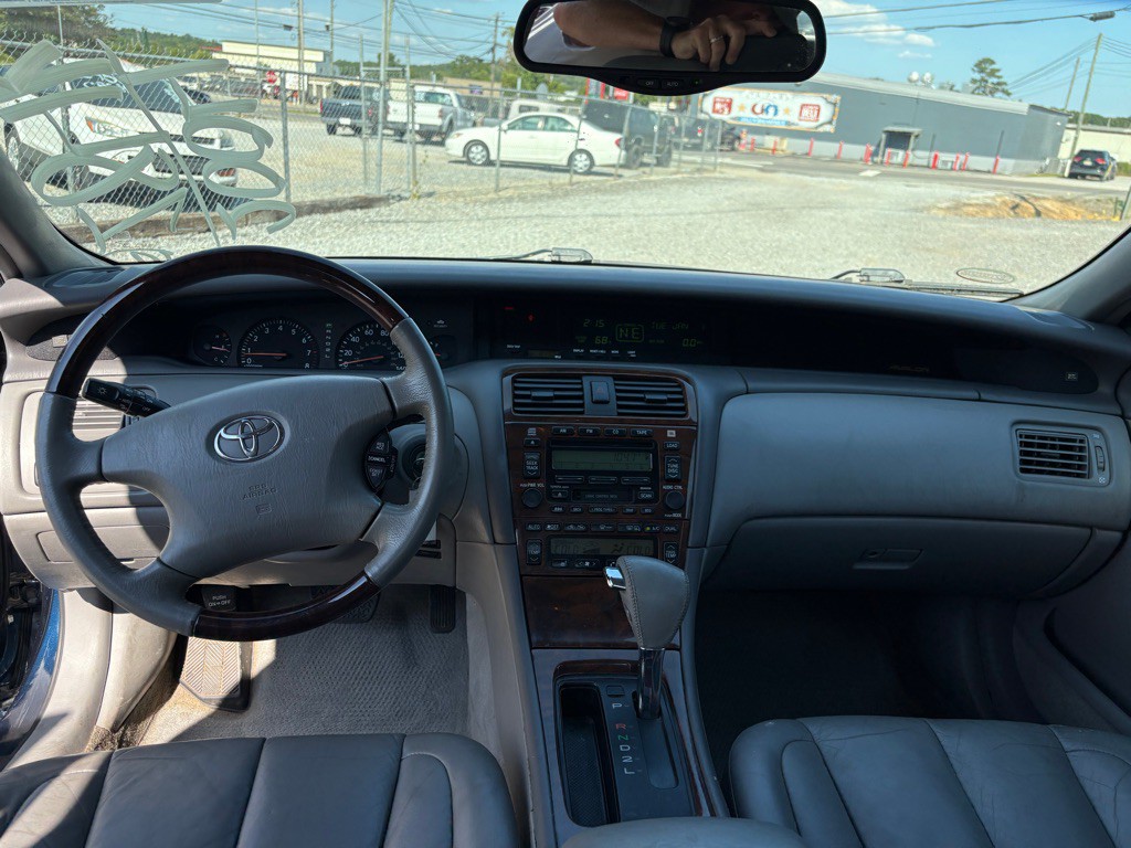 2004 Toyota Avalon Image 5