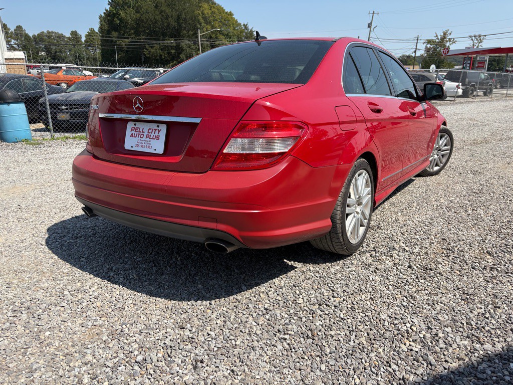 2009 Mercedes-Benz C-Class Image 3