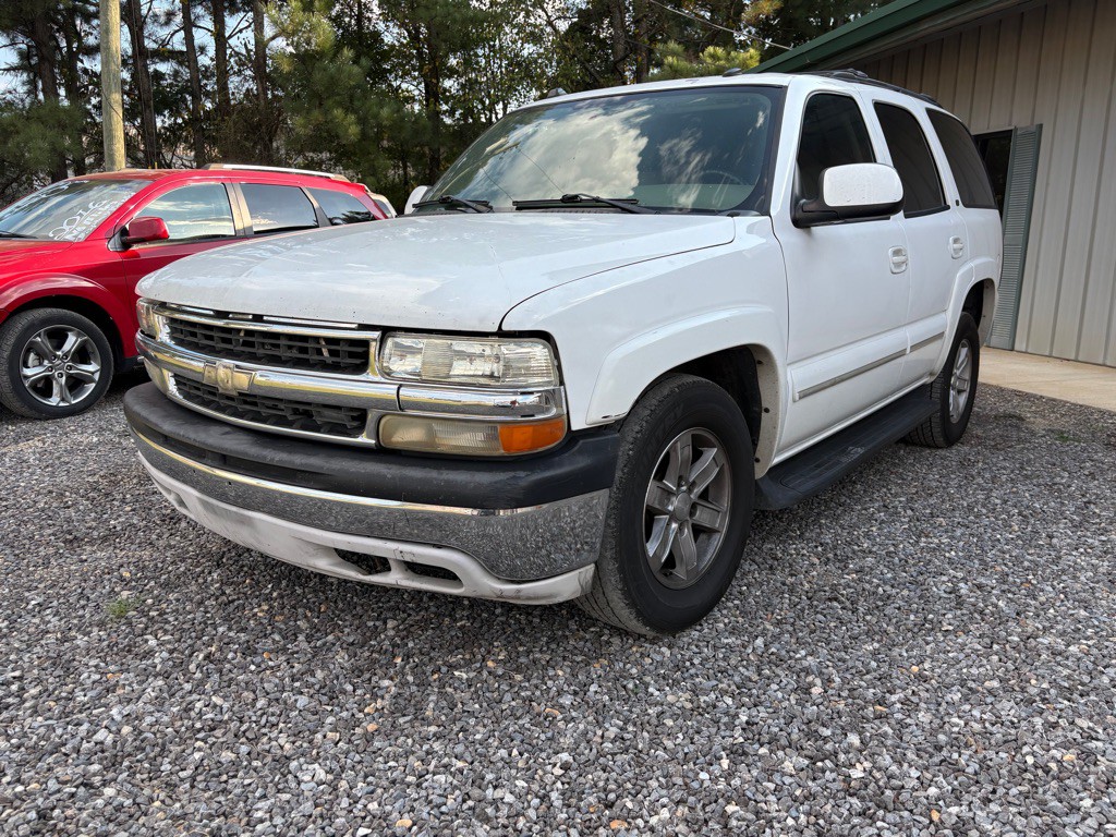 2004 Chevrolet Tahoe Image 1