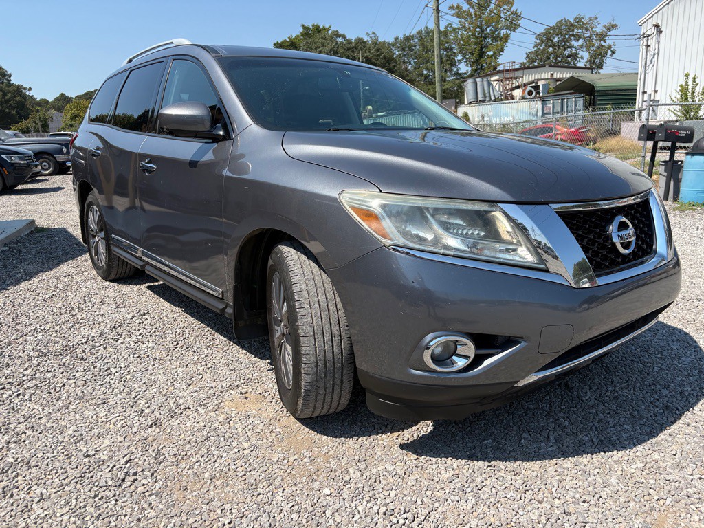 2015 Nissan Pathfinder Image 14